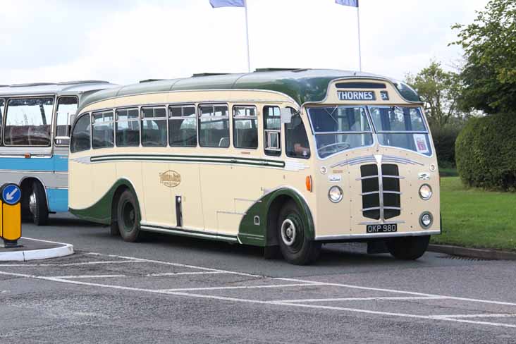 Maidstone & District Leyland-Beadle CO252